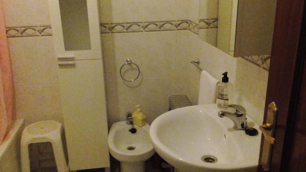 Apartamento Rincon Del Salvador 2 Пласенсія Екстер'єр фото