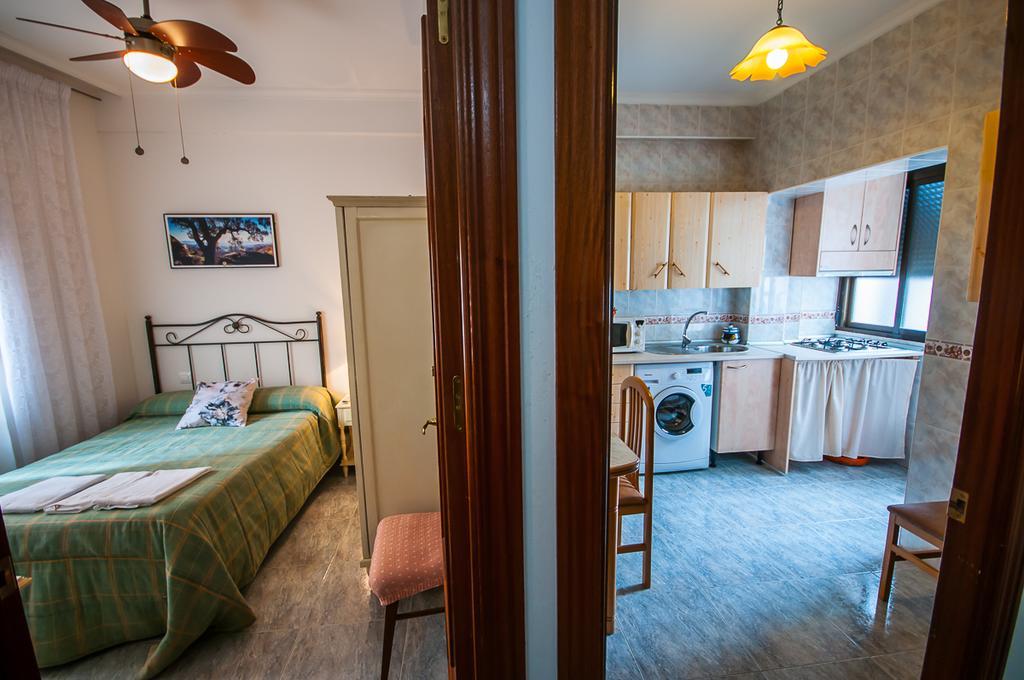 Apartamento Rincon Del Salvador 2 Пласенсія Екстер'єр фото